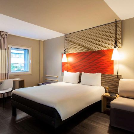 Hotel Ibis Lisboa Liberdade Kültér fotó